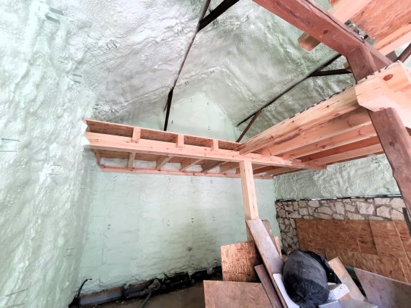 Realizacja ocieplenia pianką poliuretanową nr 6 - Ciepły Dom Lublin